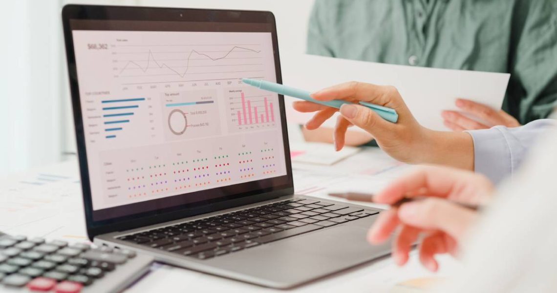 Cost-Tracking-Change-Management1-quowpfiu7t306f90urekyxcb7g70ggcx3iptjaopdc
